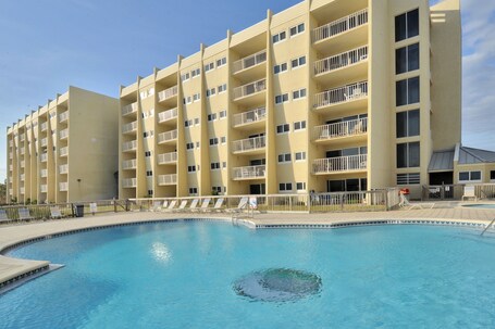 Beach House Condominiums - Image 47