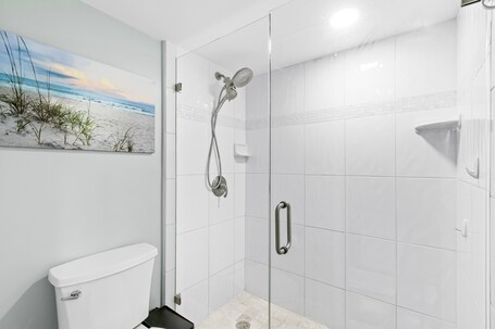 Beach House Condominiums - Image 37