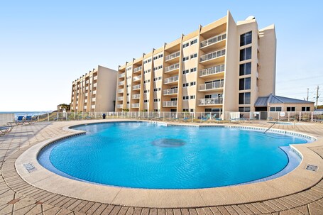 Beach House Condominiums - Image 44