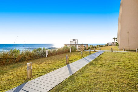 Beach House Condominiums - Image 48