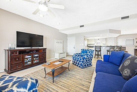 Beach House Condominiums - Image 43