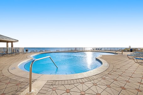Beach House Condominiums - Image 5