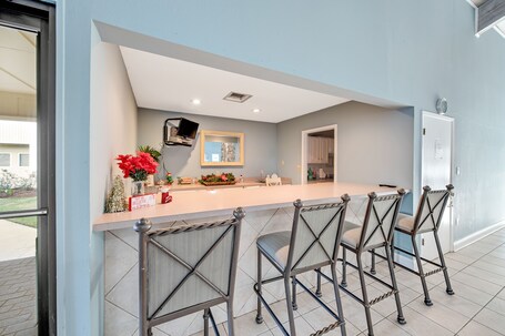 Beach House Condominiums - Image 41
