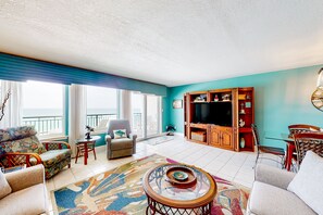 Lägenhet - 3 sovrum | Vardagsrum | Tv och dvd-spelare