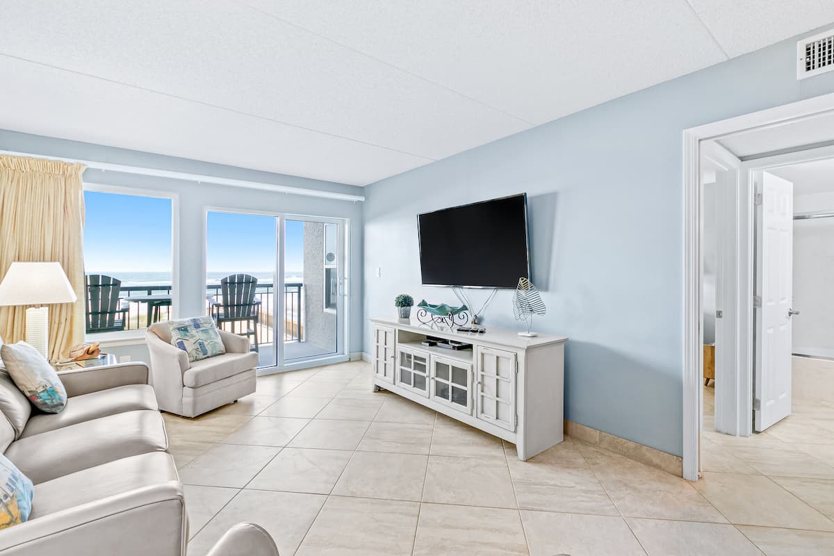 Condo, 2 Bedrooms | View from room