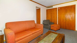 Flat-screen TV, DVD player - Magnuson Hotel Extended Stay Canton Ohio (North Canton)