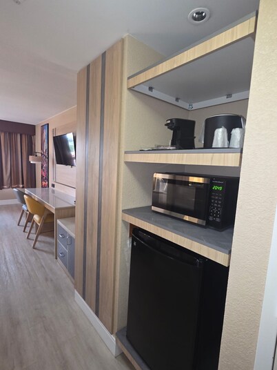 Hotel Executive Suites Newark Liberty Int'l Airport Carteret (EWR)