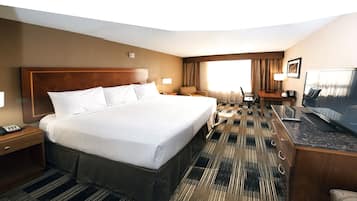 Premier Room, 1 King Bed, Non Smoking | Hypo-allergenic bedding, down duvets, Select Comfort beds, in-room safe