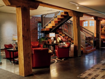 Lancaster Arts Hotel