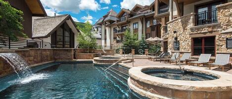 Outdoor pool, pool loungers
