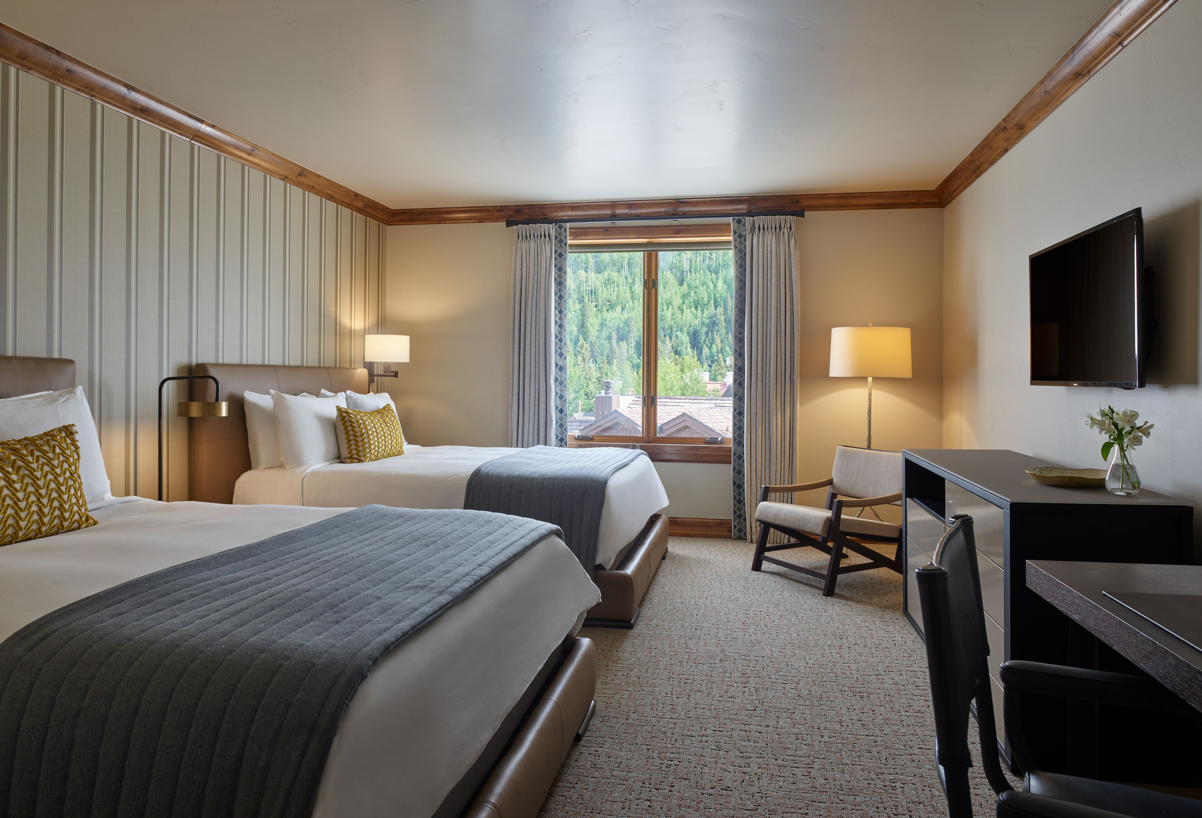 egyptian cotton sheets, premium bedding, down duvets, minibar