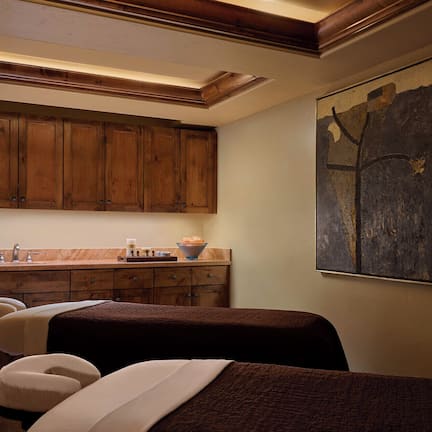 双人护理室、桑拿、湿蒸房、身体护理、芳香疗法、热石按摩