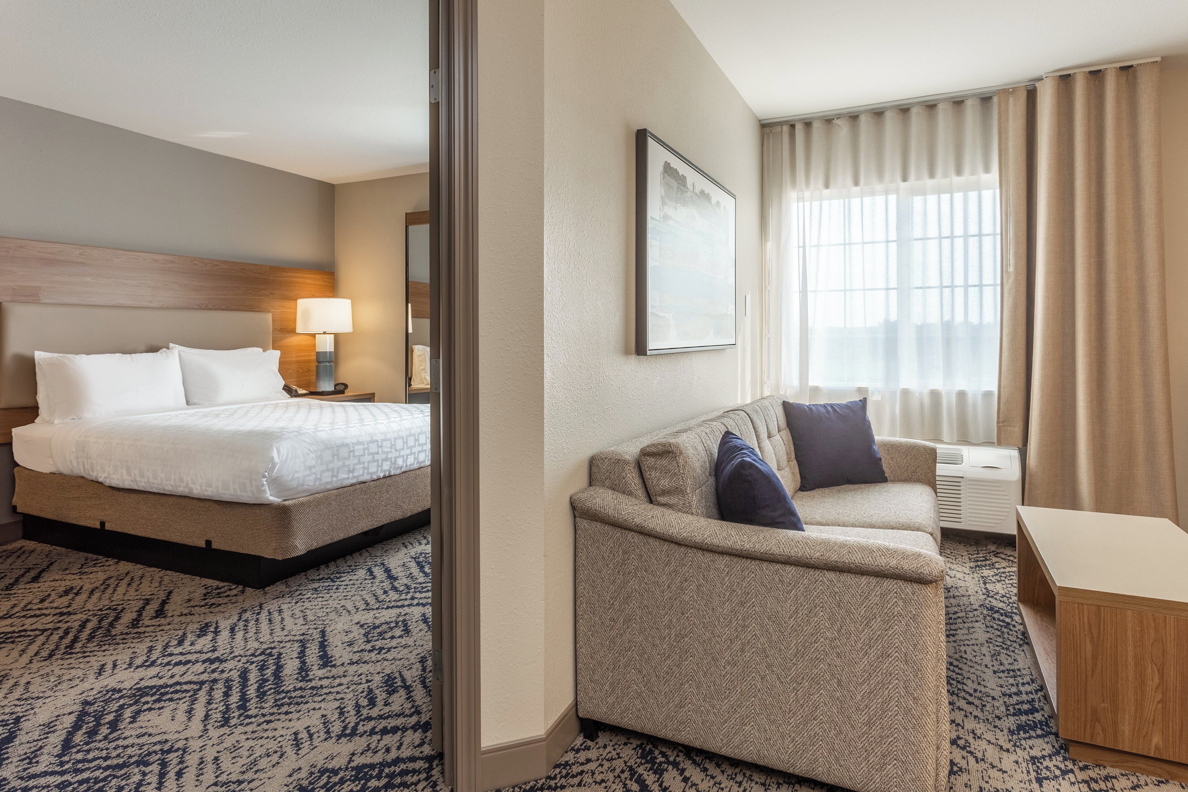 Suite, 1 Bedroom | In-room safe, desk, iron/ironing board, WiFi (free)