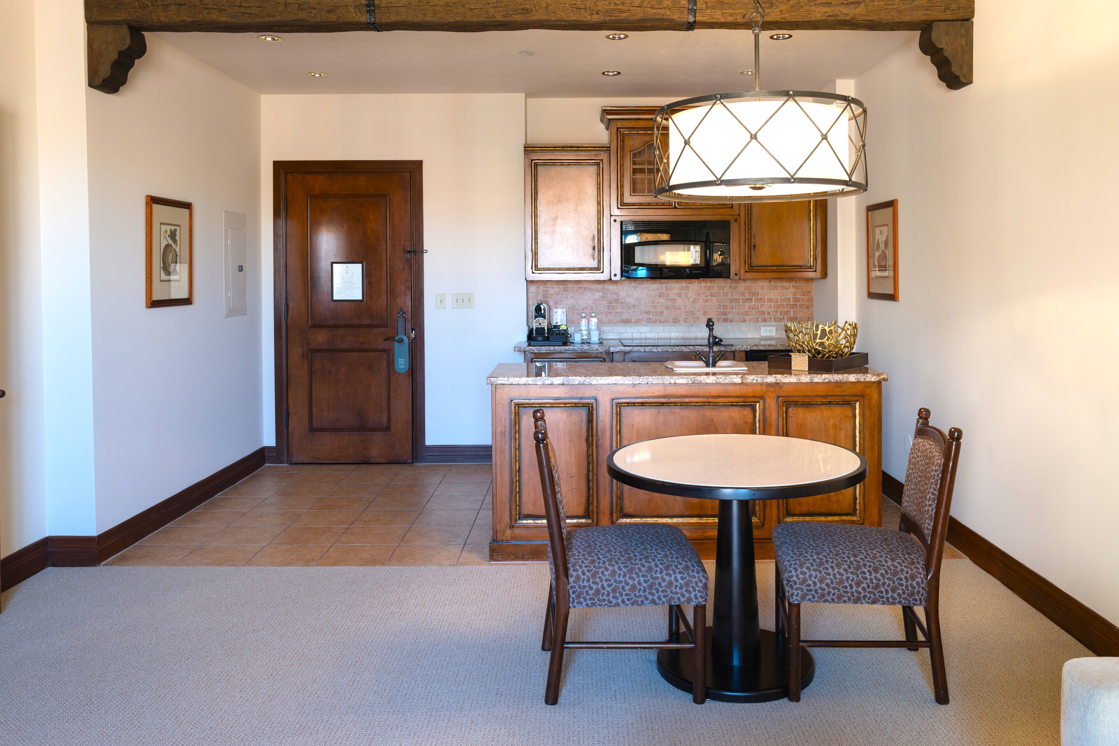 Wasserkocher mit Kaffee-/Teezubehör