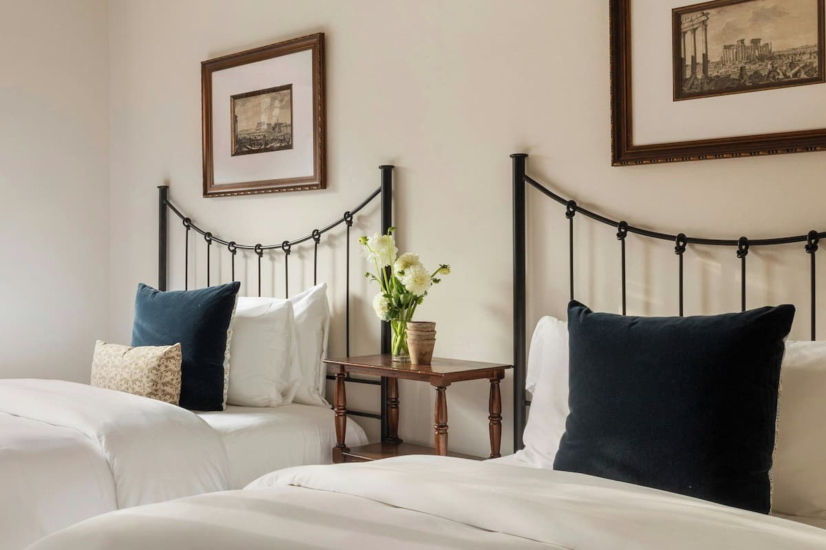 Egyptian cotton sheets, premium bedding, minibar, in-room safe