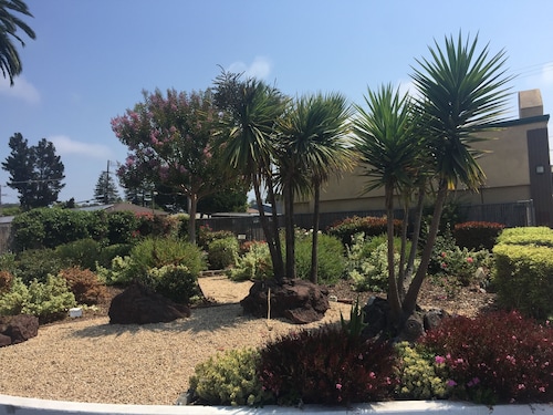 Hitching Post Studios Inn