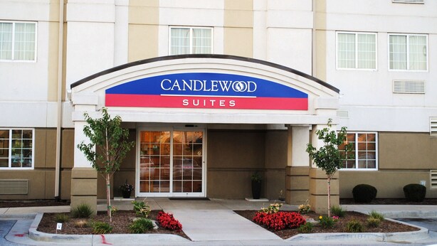 A hotel entrance with a sign reading "CANDLEWOOD SUITES". - Candlewood Suites Fort Wayne by IHG (Fort Wayne)