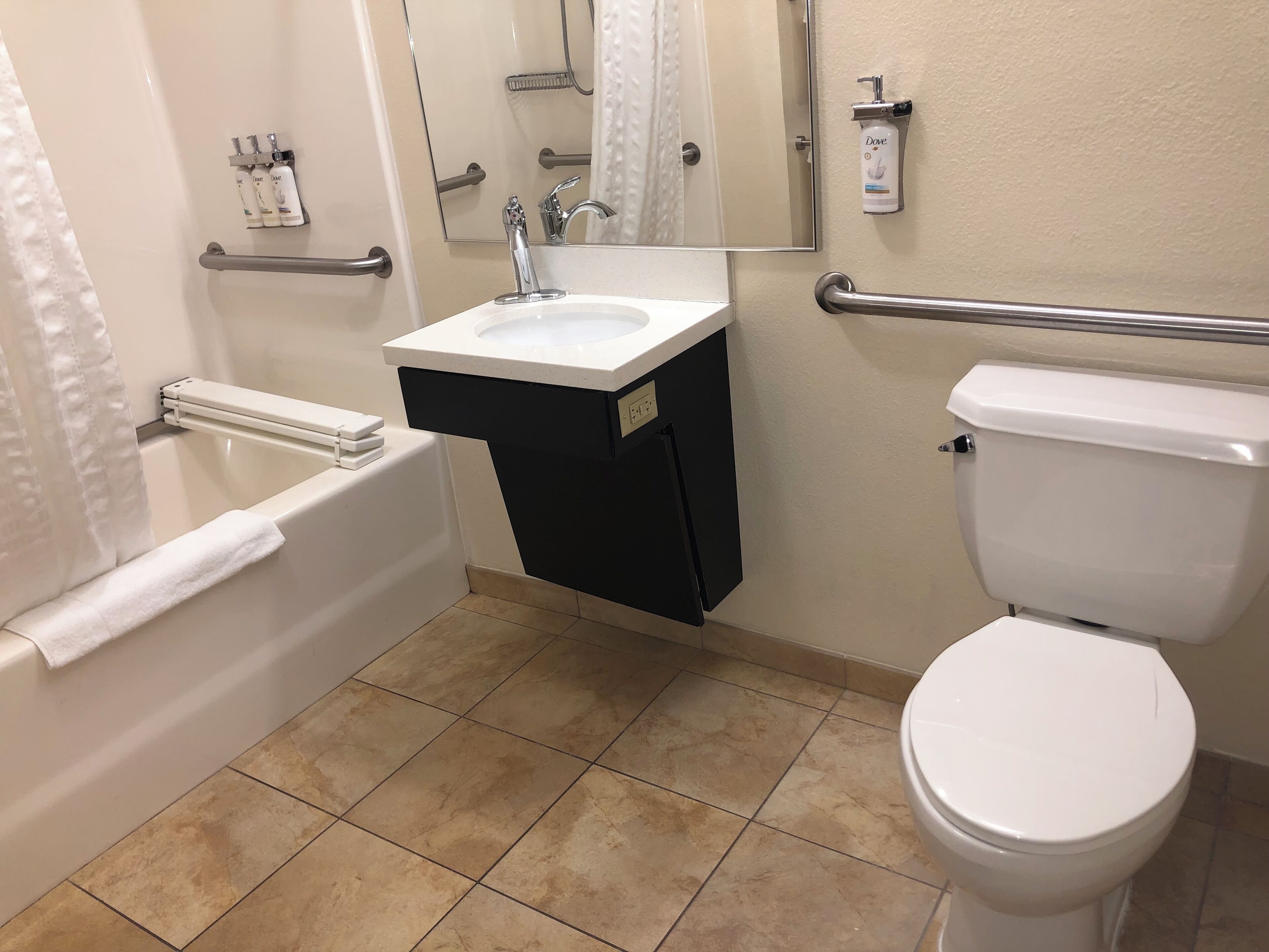 suite, 1 bedroom, accessible (communications, accessible tub) | bathroom | free toiletries, hair dryer, towels
