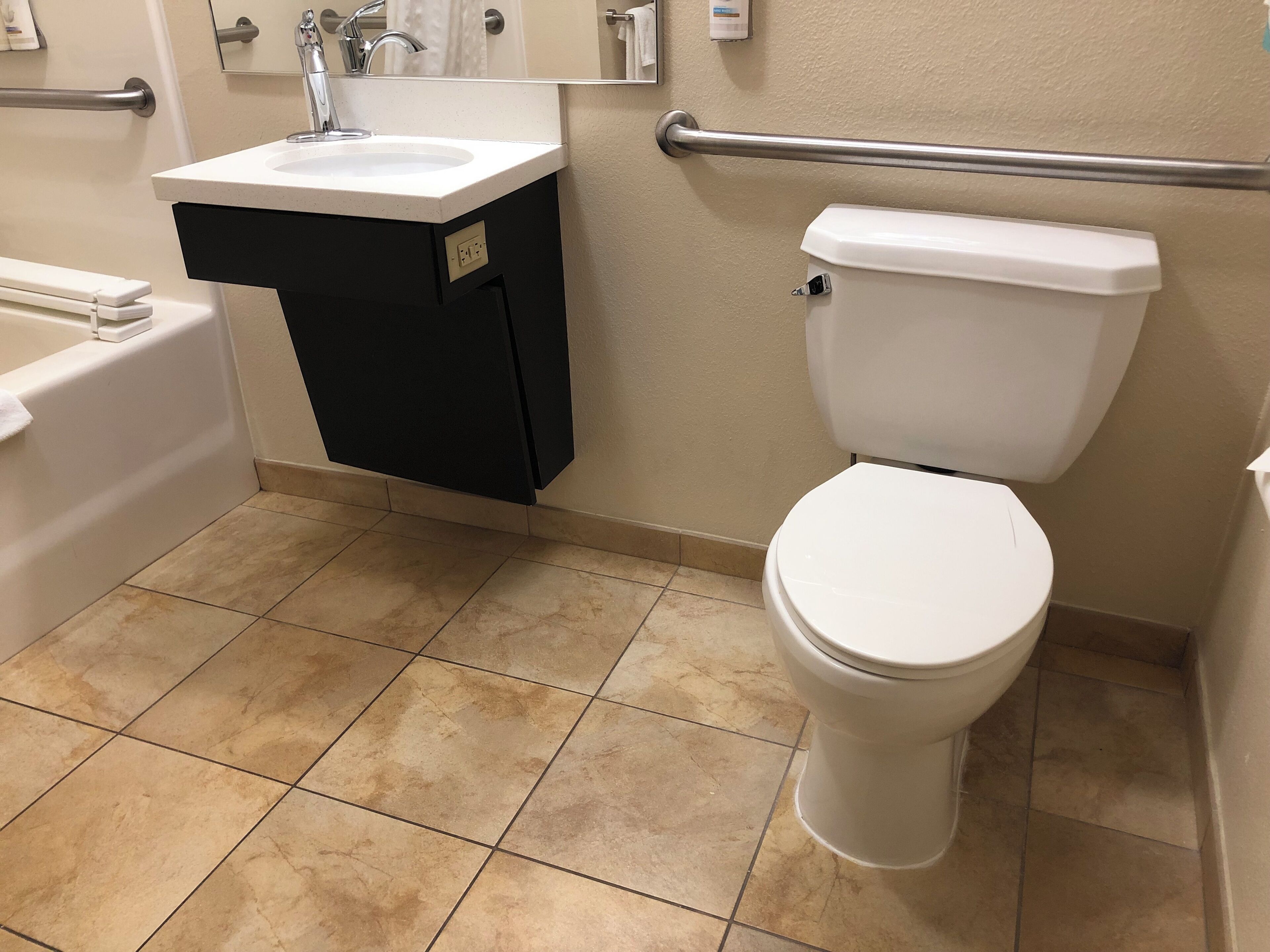 suite, 1 bedroom, accessible (communications) | bathroom | free toiletries, hair dryer, towels