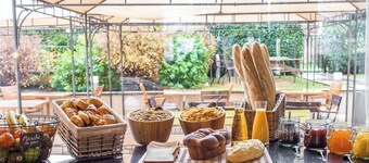 Courtyard by Marriott Paris La Defense West - Colombes