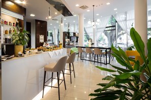 Bar (on property) - Holiday Inn Turin Corso Francia by IHG (Turin)