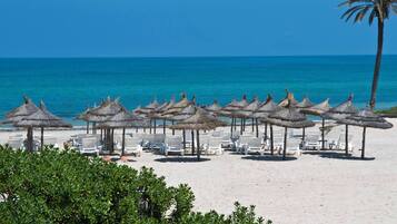 Private beach, white sand, beach bar