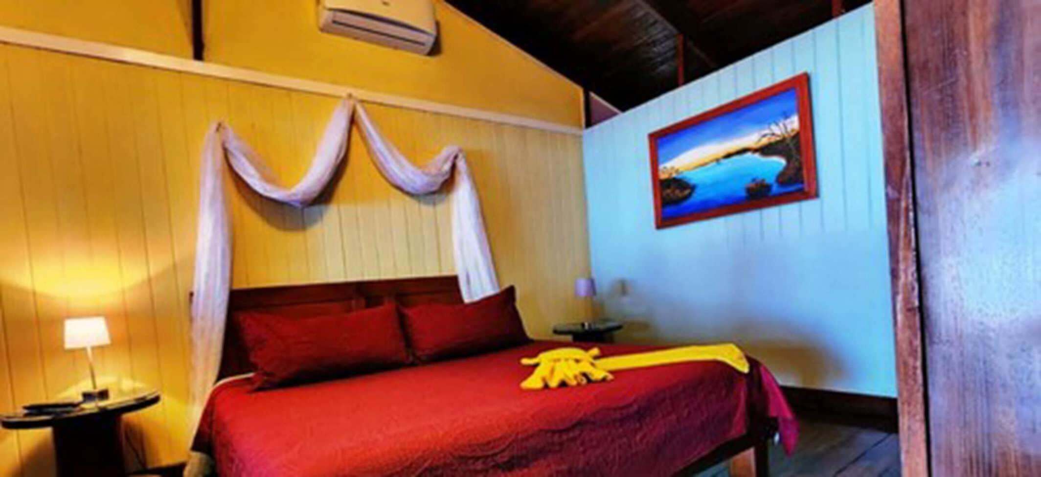 Desk, laptop workspace, free WiFi, bed sheets