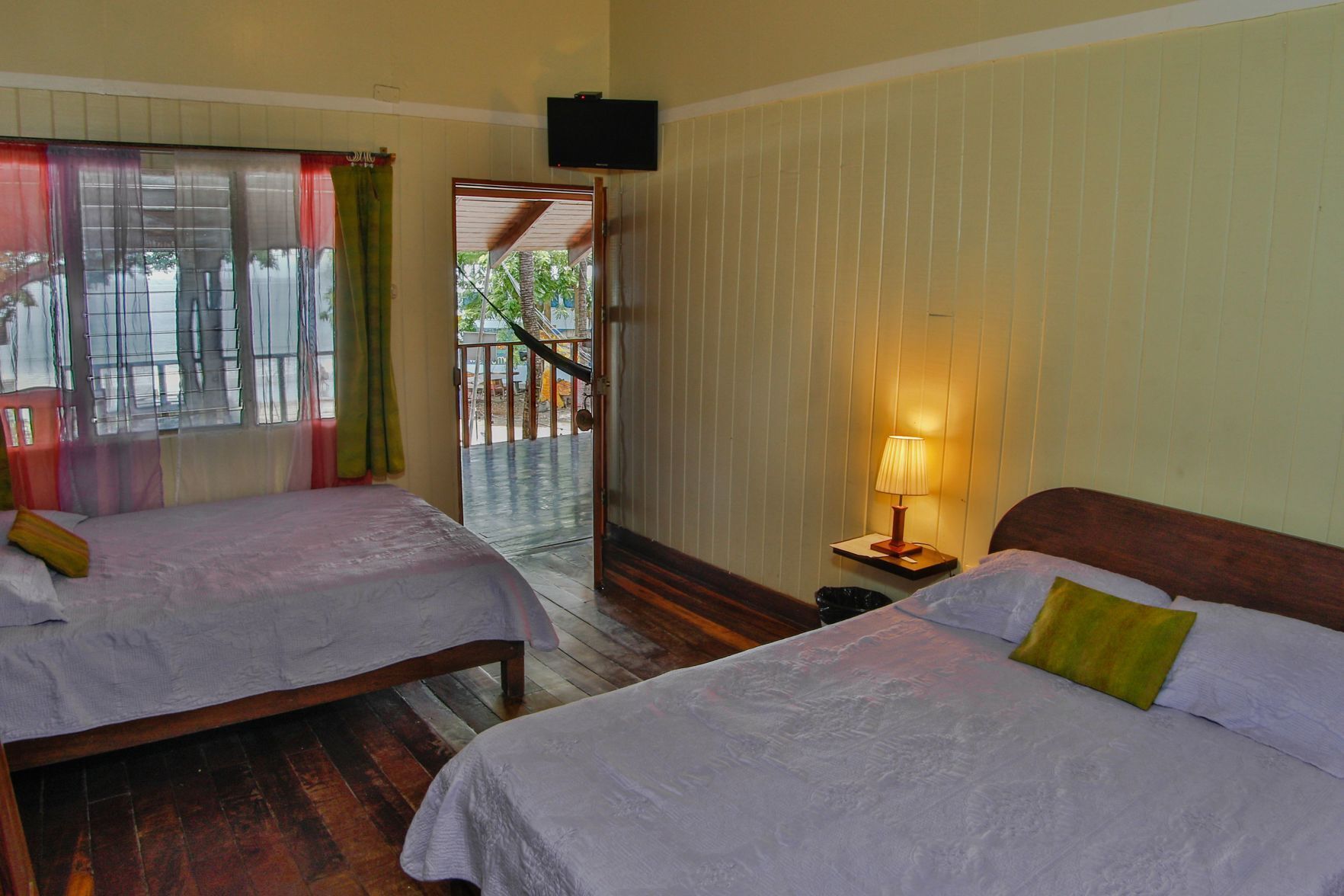 Desk, laptop workspace, free WiFi, bed sheets