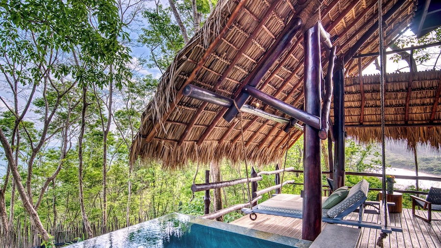 Morgan's Rock Reserve & Ecolodge