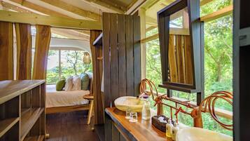 Family Villa, 2 Bedrooms, Ocean View | Bathroom | Shower, rainfall showerhead, free toiletries, bathrobes