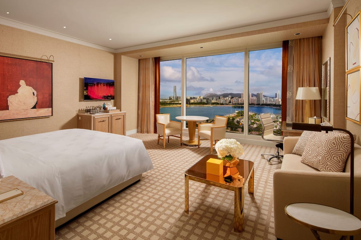 Grand Deluxe Room City | City view