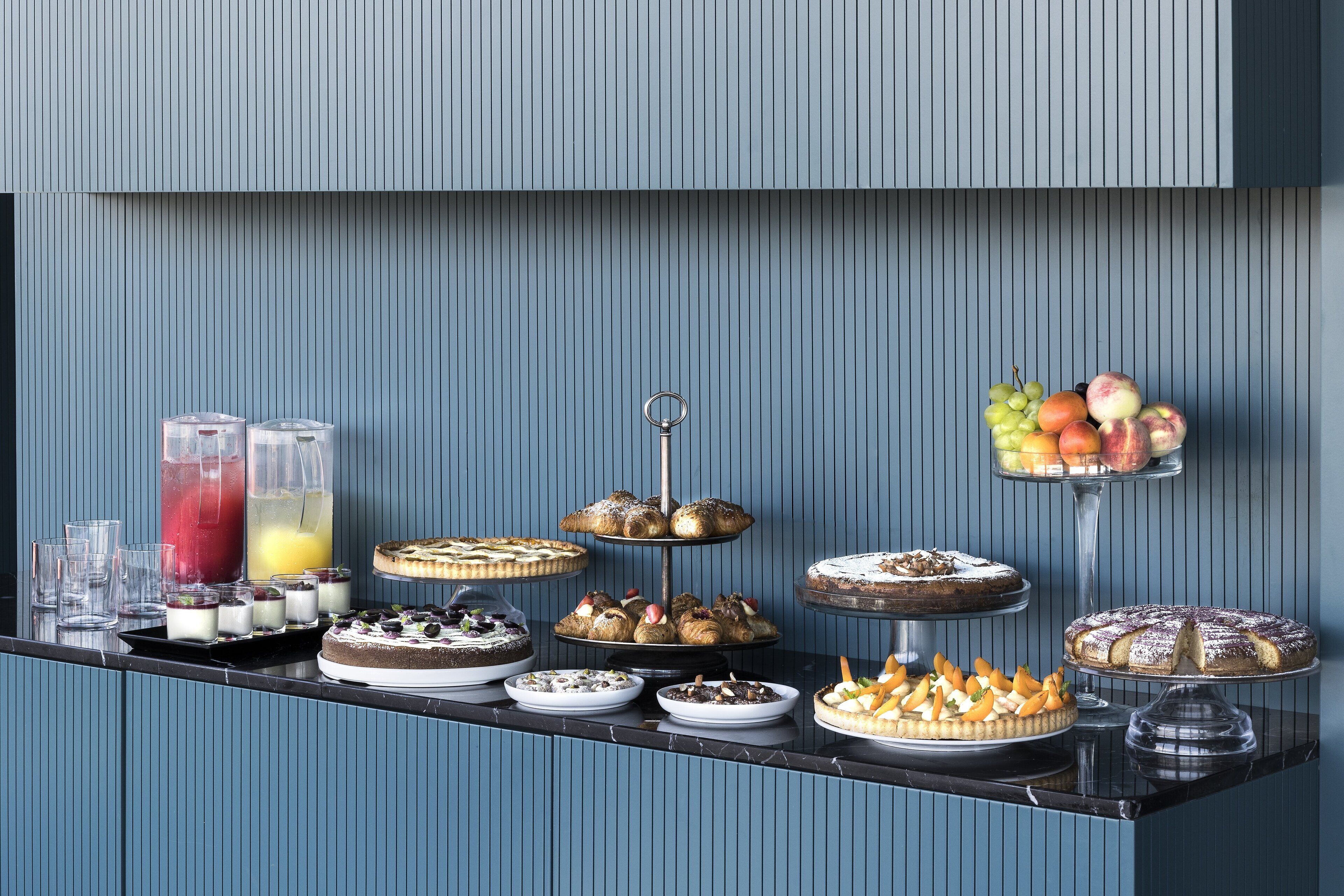 매일 풀 브렉퍼스트 아침 식사(1인당 EUR 15)