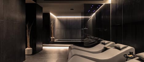 Sauna, hot tub, steam room, body treatments, deep-tissue massages