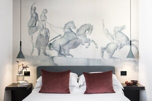 Deluxe Room | Premium bedding, down comforters, minibar, in-room safe