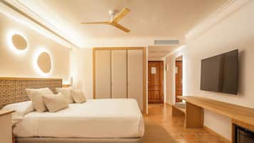 Ylelliset vuodevaatteet, minibaari, työpöytä, ilmainen Wi-Fi