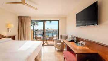 Ylelliset vuodevaatteet, minibaari, työpöytä, ilmainen Wi-Fi