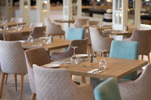 Breakfast, lunch, dinner served; international cuisine  - Valentin Son Bou (Alayor)