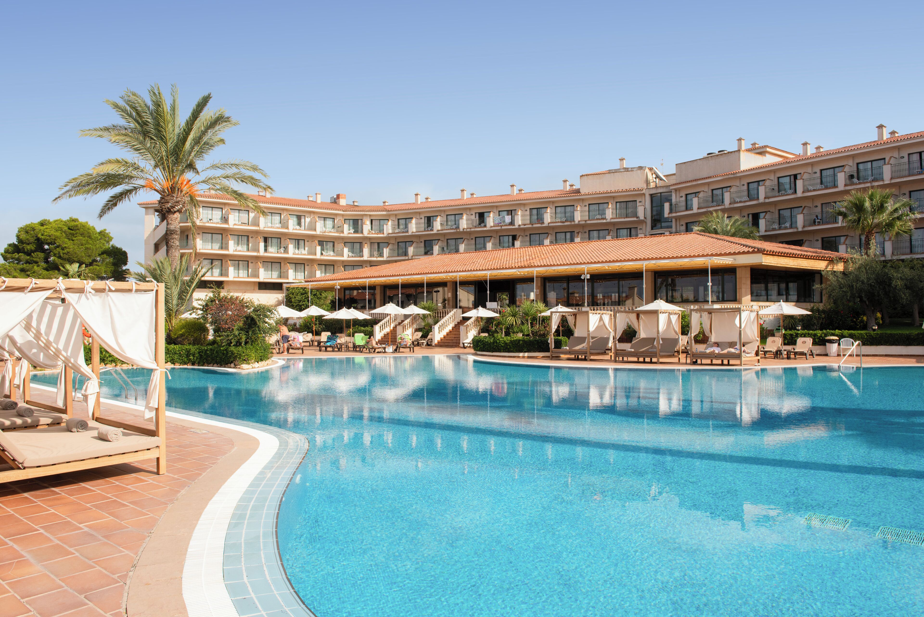 Indoor pool, outdoor pool, pool loungers