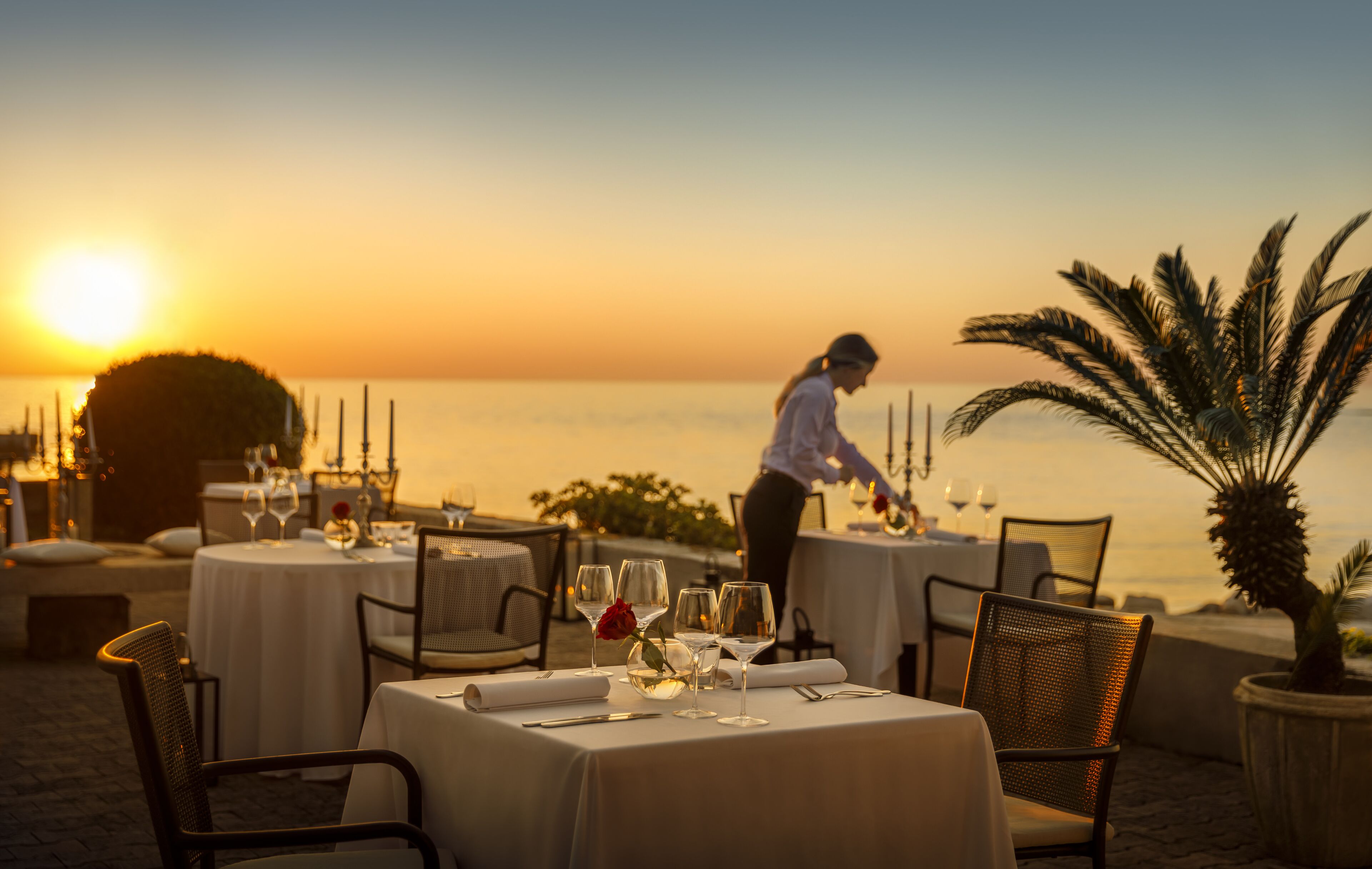 6 restaurants, breakfast, lunch, dinner served; mediterranean cuisine