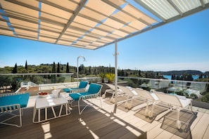 Deluxe Suite (Eden) | Terrace/patio