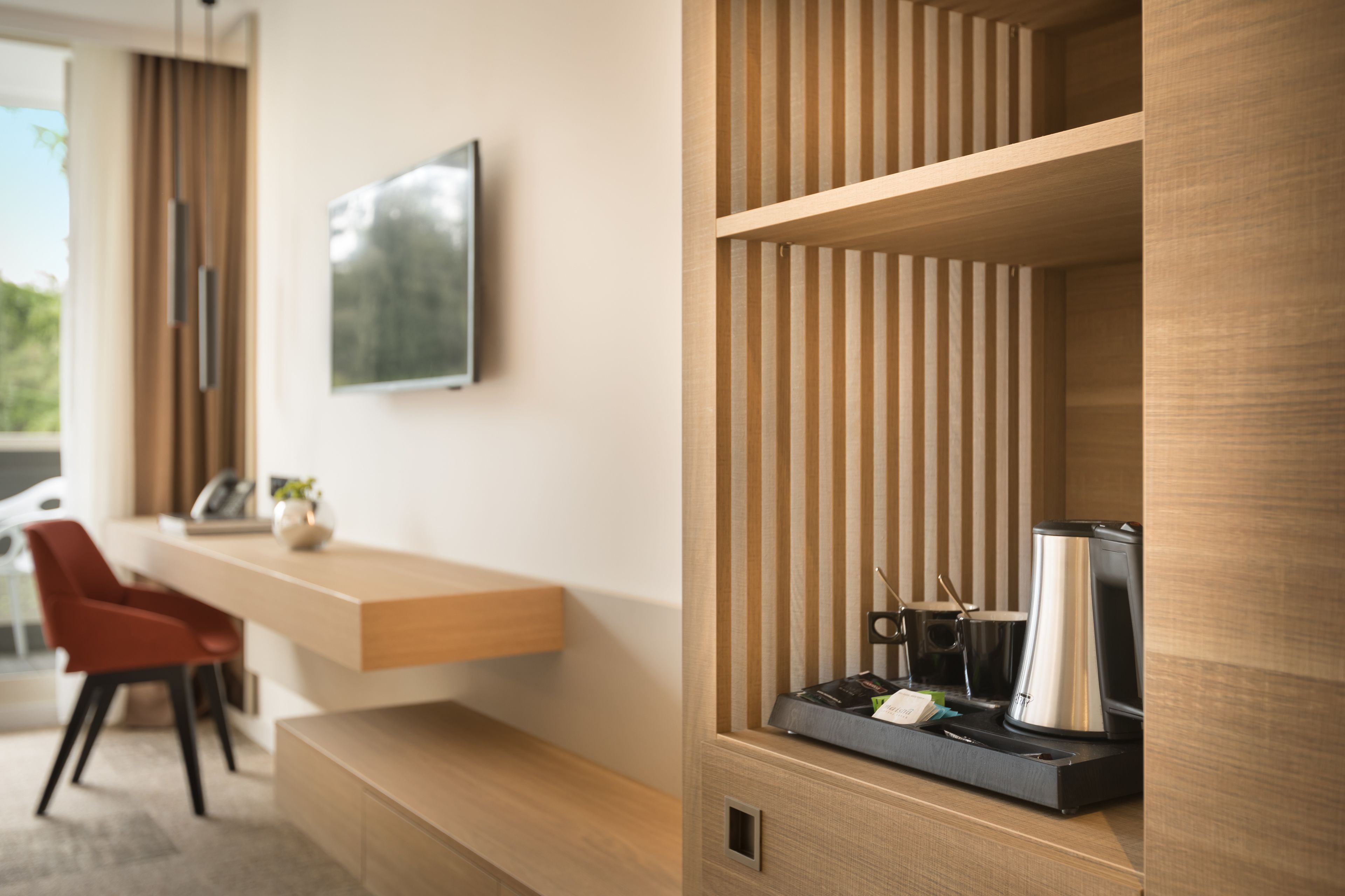 junior suite, balcony | room amenity