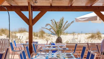 Dinner served, Regional cuisine, pool views