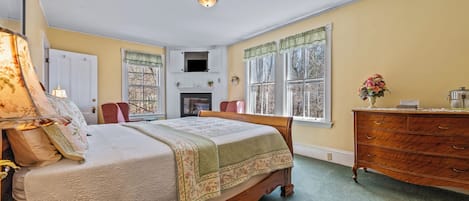 Superior Room | Individually decorated, individually furnished, iron/ironing board