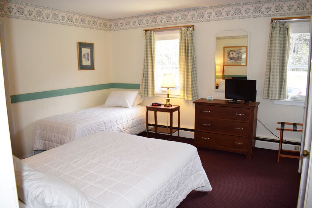 standard quadruple room, ensuite (room 12)