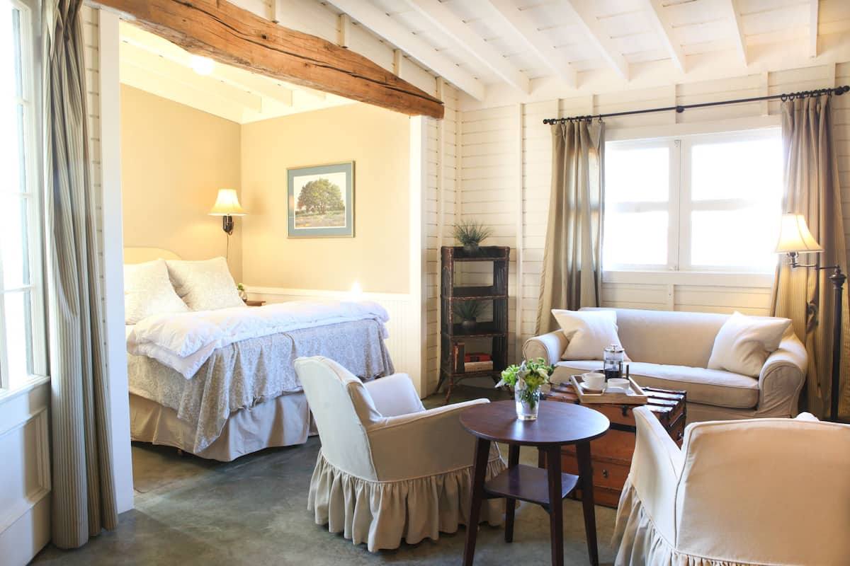 Texas Bunkhouse | Individually decorated, individually furnished, iron/ironing board