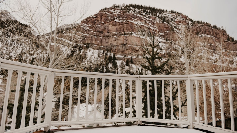 The Clipper Inn Bed & Breakfast