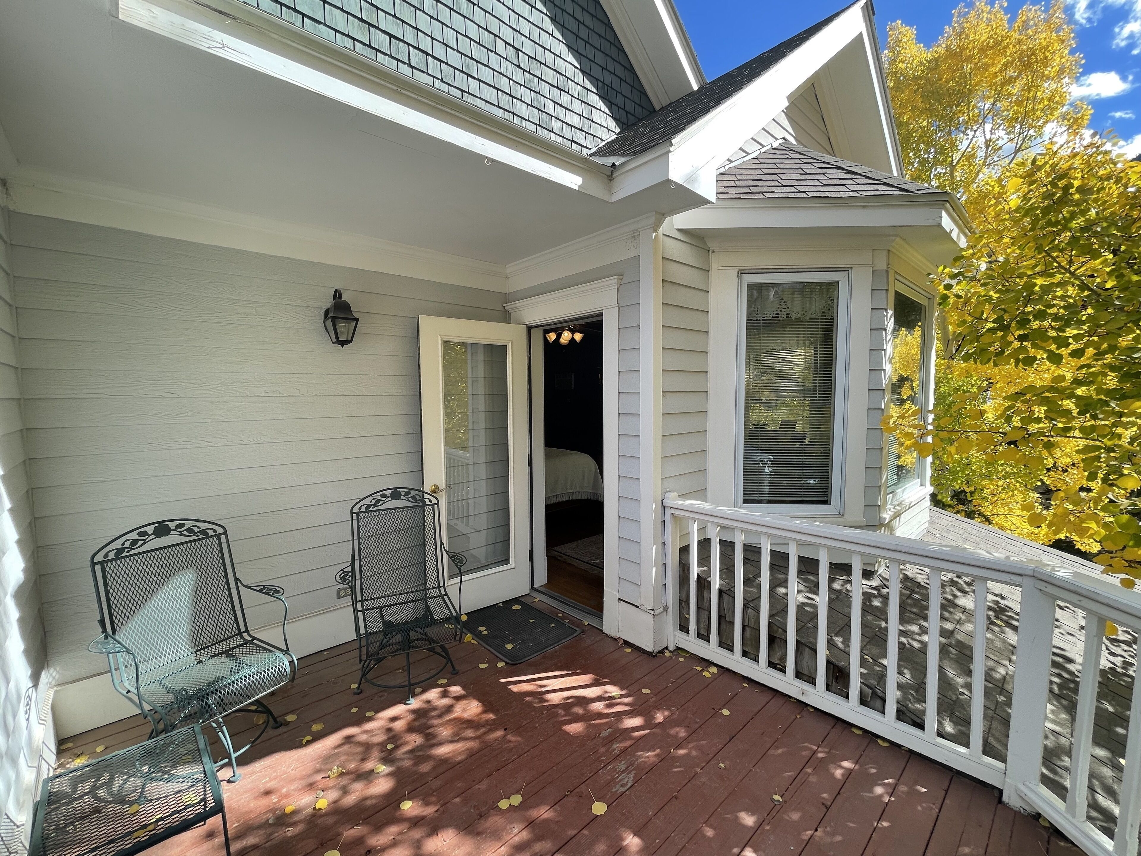Captain's Quarters (Room #22) | Terrace/patio
