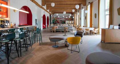 B&B HOME Brides-Les-Bains Les 3 Vallées
