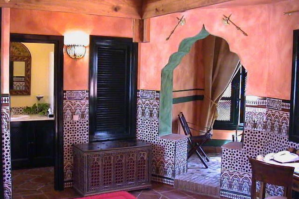 free toiletries, hair dryer, bathrobes, bidet