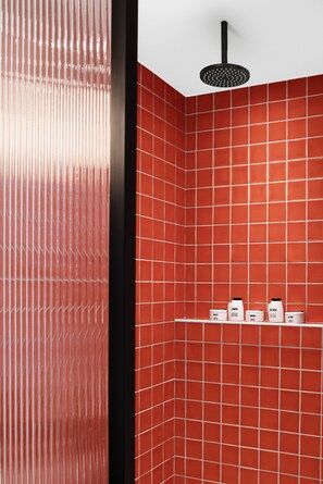 SEAVIEW ROOM | Douche de la salle de bain